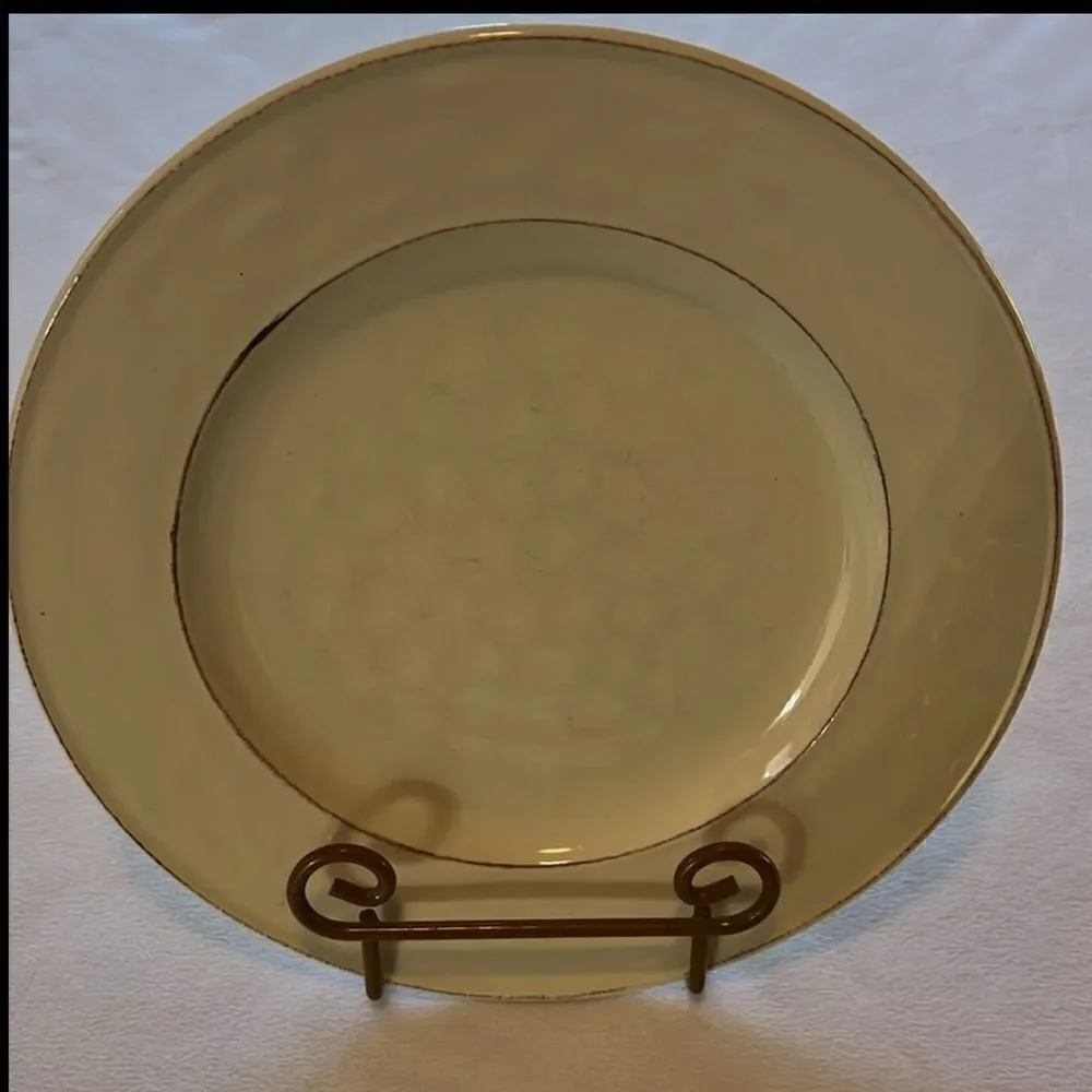 Martillo Pier 1 Imports Martillo Creme Brulee One 11 Inch DINNER Plate Beige